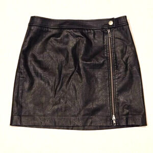 Leith mini skirt faux leather zipper front S